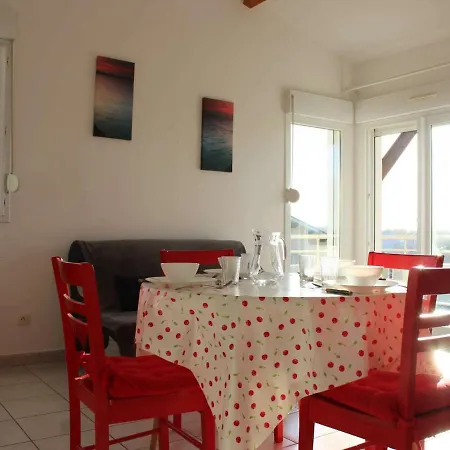Appartement Jonzac, 3 Pièces, 4 Personnes - Fr-1-246d-19 Jonzac